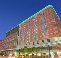 Holiday Inn Darling Harbour - Palm Beach Accommodation
