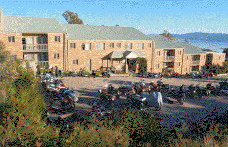 Acacia Snowy Motel - Palm Beach Accommodation 3