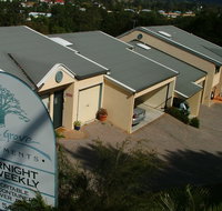 Hospital Grove Apartments - Palm Beach Accommodation