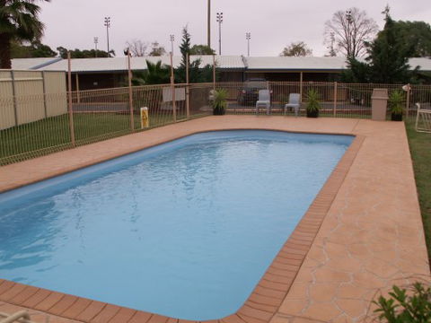 Parkview Motor Inn - Palm Beach Accommodation 1