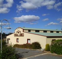 Neville Siding - Palm Beach Accommodation