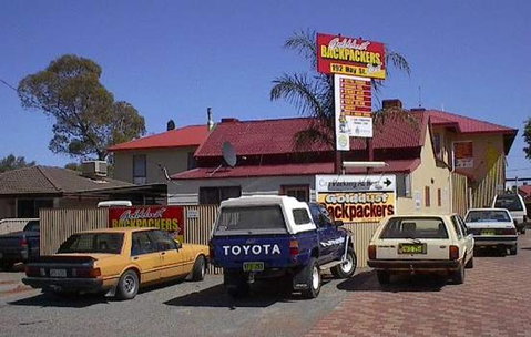 Kalgoorlie YHA - Palm Beach Accommodation 3