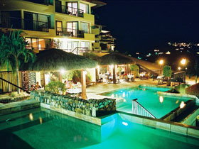 At Waters Edge Resort - Palm Beach Accommodation 1