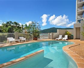 At Whitsunday Vista Resort - Palm Beach Accommodation 1
