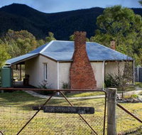 Nil Desperandum - Palm Beach Accommodation