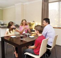 Oxley Court Apartments - Palm Beach Accommodation