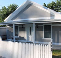 Jessie's Creek Cottage - Palm Beach Accommodation