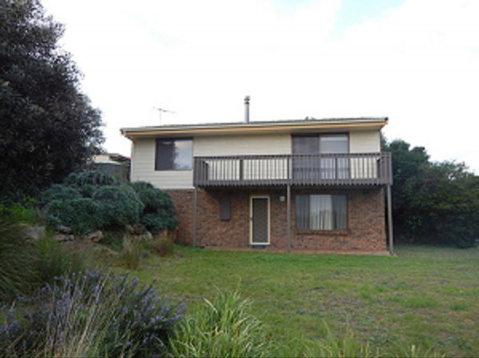 Fensom's Holiday Home - Palm Beach Accommodation 29