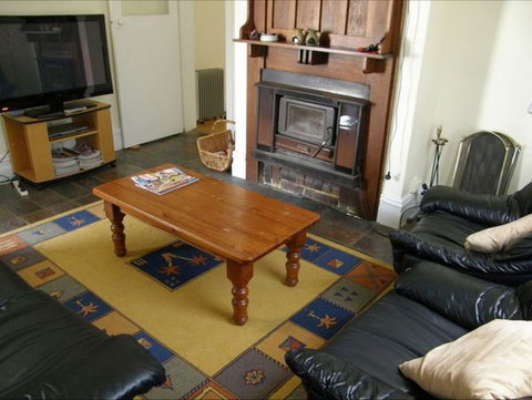 Fensom's Holiday Home - Palm Beach Accommodation 2