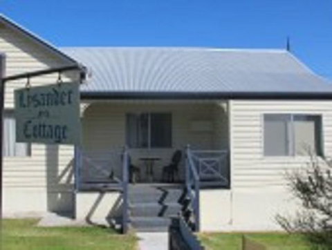 Fensom's Holiday Home - Palm Beach Accommodation 14