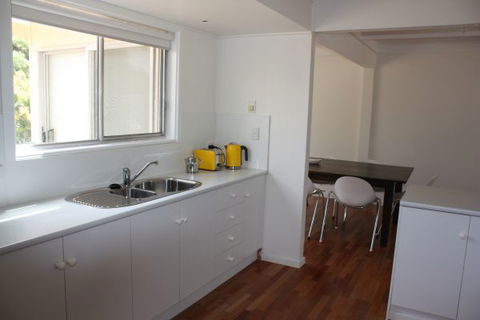LJ Hooker Goolwa Holiday Rentals - 42 Underwood Avenue, Goolwa Beach - Palm Beach Accommodation 13
