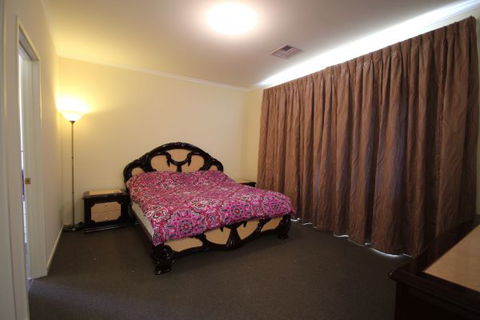 LJ Hooker Goolwa Holiday Rentals - 42 Underwood Avenue, Goolwa Beach - Palm Beach Accommodation 19