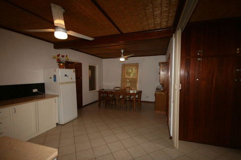 LJ Hooker Goolwa Holiday Rentals - 42 Underwood Avenue, Goolwa Beach - Palm Beach Accommodation 25