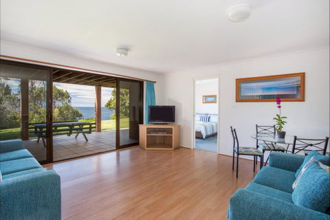 Seacliff Mollymook - Palm Beach Accommodation 8