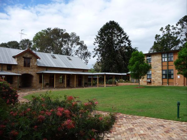 Mulgoa NSW Palm Beach Accommodation