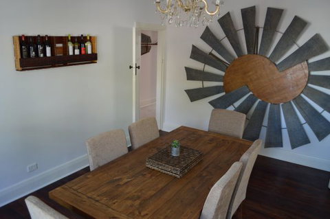 Two Cow Cottage Bed And Breakfast - Palm Beach Accommodation 5