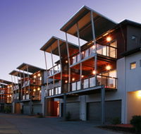 Quarterdecks Harbour Retreat - Palm Beach Accommodation