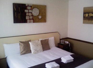 Bent Street Motor Inn - Palm Beach Accommodation 2