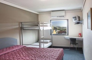 Motel Formule 1 - Palm Beach Accommodation 1