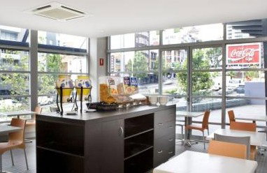 Motel Formule 1 - Palm Beach Accommodation 5