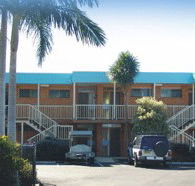 Aquatic Waterfront Motel - Palm Beach Accommodation