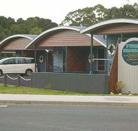 Strahan Bungalows - Palm Beach Accommodation
