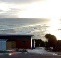 Freycinet Beach Apartments - Palm Beach Accommodation