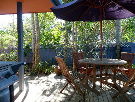 Alfies By The Sea - Palm Beach Accommodation 1