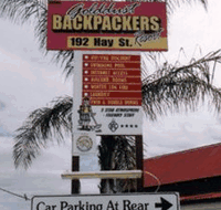 Gold Dust Backpackers YHA - Palm Beach Accommodation