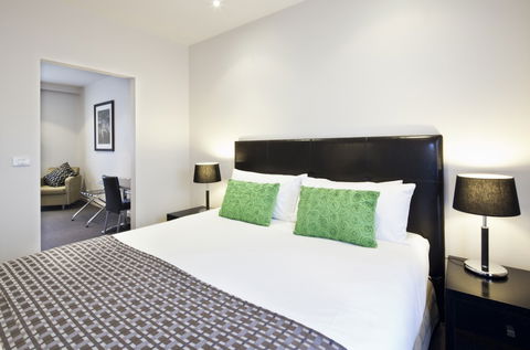 BEST WESTERN PLUS Ballarat Suites - Palm Beach Accommodation 5