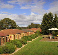 Country Club Tasmania - Palm Beach Accommodation