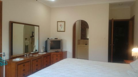 Gaerwood Bed Breakfast - Palm Beach Accommodation 2