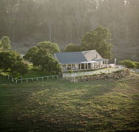 Branell Homestead Bed and Breakfast - Palm Beach Accommodation