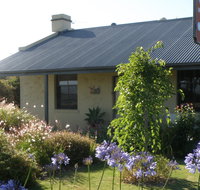 Dalton On The Lake - Palm Beach Accommodation