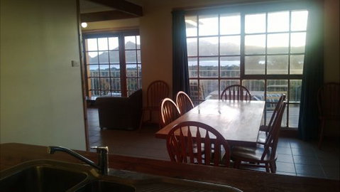 Bay View House - Palm Beach Accommodation 6