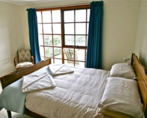 Bay View House - Palm Beach Accommodation 5