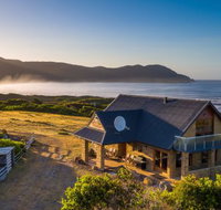 Cloudy Bay Villa - Palm Beach Accommodation