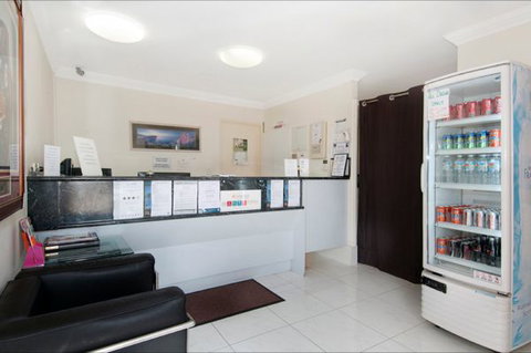 EconoLodge Waterford - Palm Beach Accommodation 1