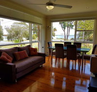 Gerohn House - Palm Beach Accommodation