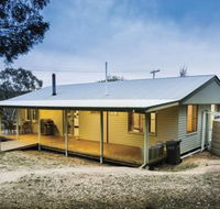 Lavender Vale Cottage - Palm Beach Accommodation