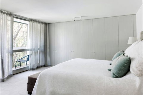Luxico - Pearce Street - Palm Beach Accommodation 6