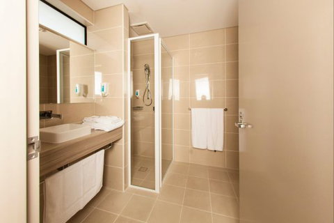 The Foreshore Motel & Tavern (Hobart) Lauderdale - Palm Beach Accommodation 9