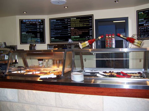 Victoria Hotel - Palm Beach Accommodation 1