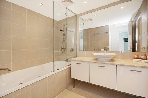 Aqua Vista Luxury Resort - Palm Beach Accommodation 6