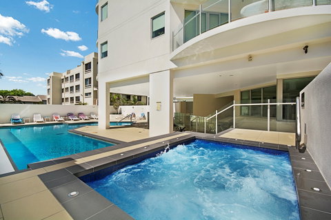 Aqua Vista Luxury Resort - Palm Beach Accommodation 8