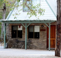 Caves Road Chalets - Palm Beach Accommodation