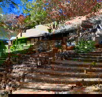 Emerald Star Cottages - Palm Beach Accommodation