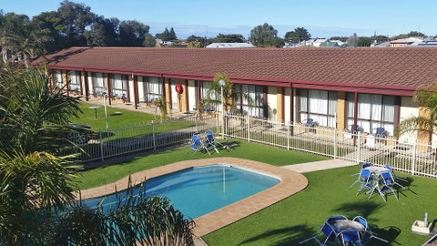 Lacepede Bay Motel & Restaurant - Palm Beach Accommodation 0