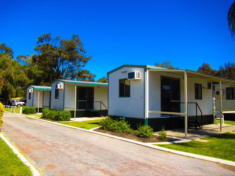 Acclaim Swan Valley Tourist Park - Palm Beach Accommodation 2