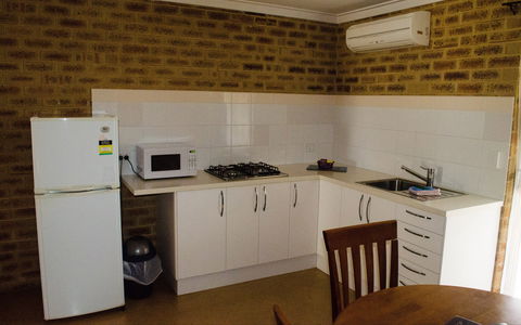 Acclaim Swan Valley Tourist Park - Palm Beach Accommodation 6